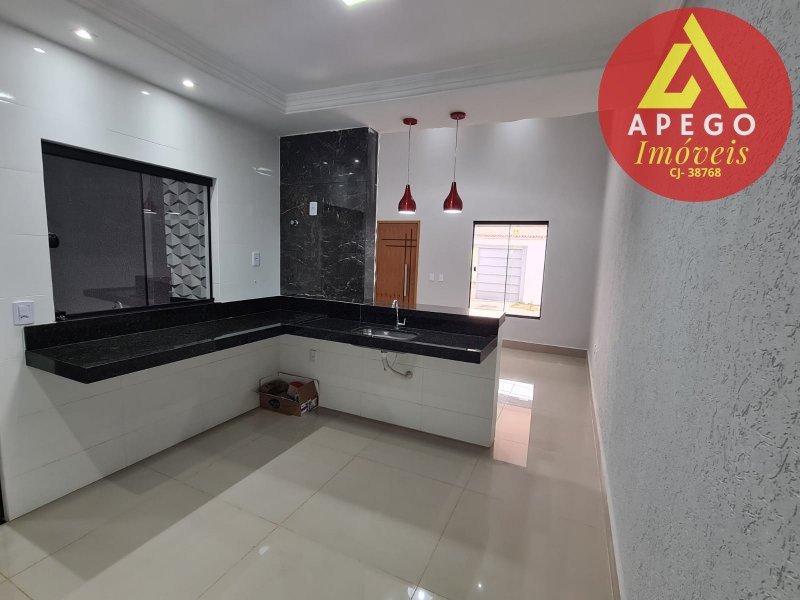 Casa - Venda - Residencial Recanto das Garças - Goiânia - GO